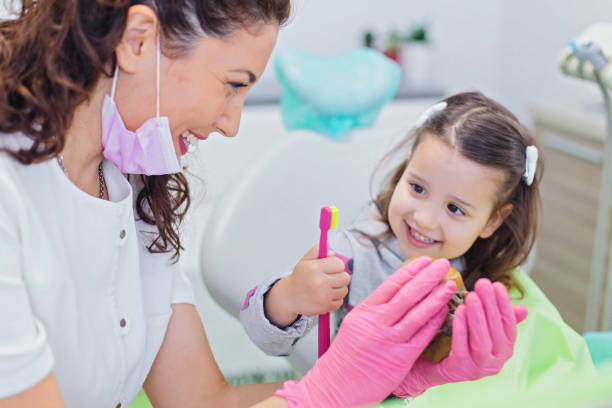 Best Periodontal (Gum) Disease Treatment  in Gnadenhutten, OH